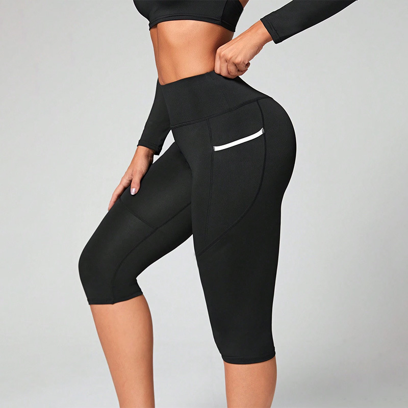 Shaping & Sweat-Wicking Leggings - Image 2